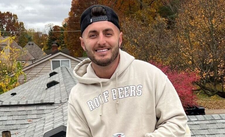 derek lipp net worth